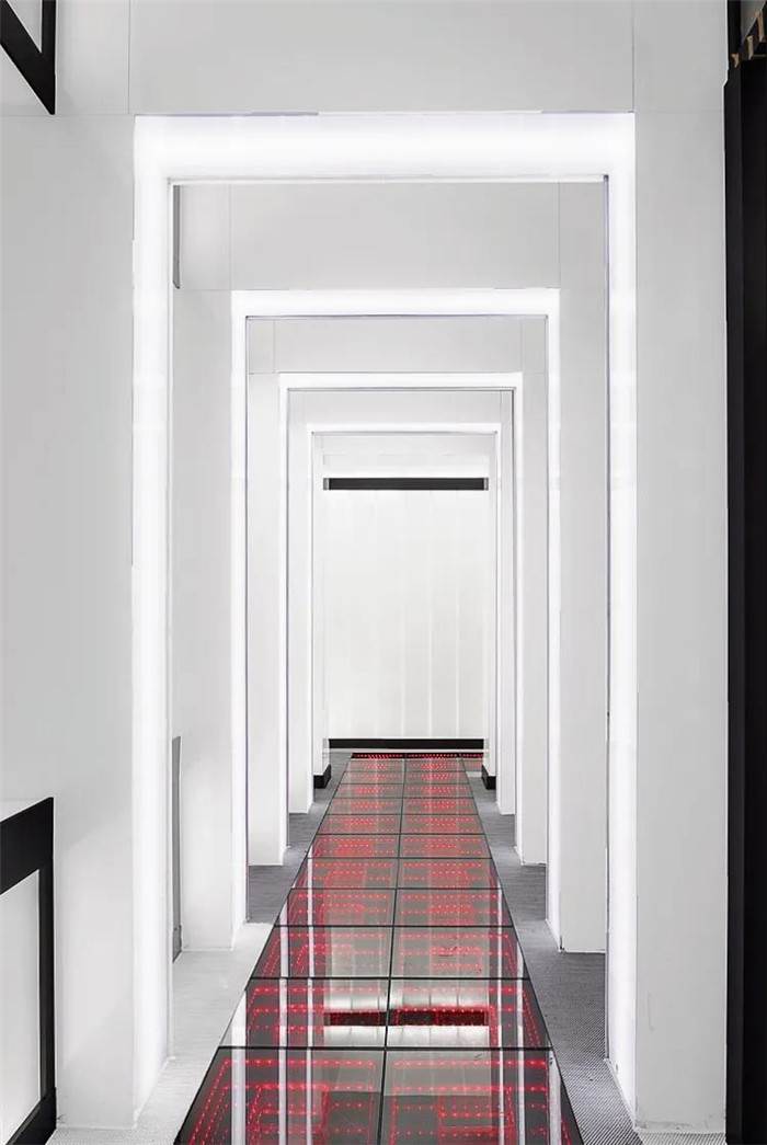 電影跨界酒店  沉浸式電影主題杭州殿影精品酒店走廊設(shè)計